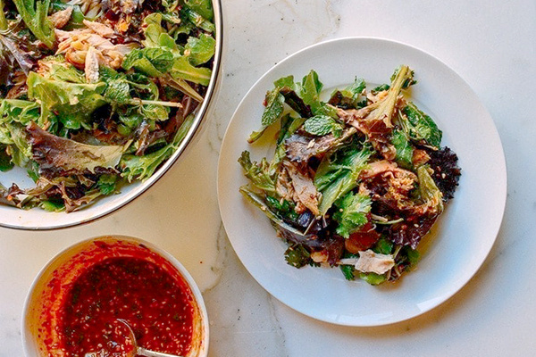 Удивительный пряный куриный салат в китайском стиле за 20 минут