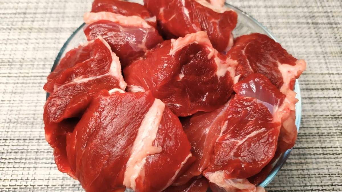 Мясо по-кремлевски: простой рецепт для мультиварки