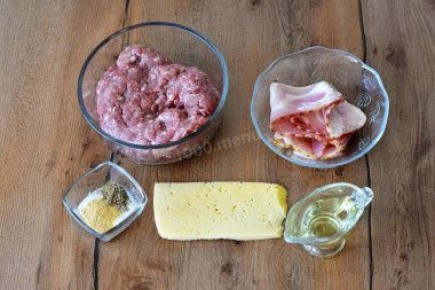 Котлеты с сыром и беконом: идеальный семейный ужин