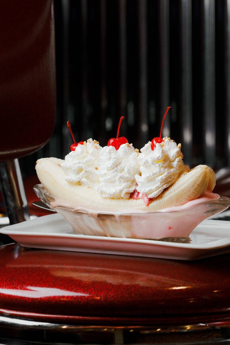 Волшебство бананового сплита: наслаждение в каждом укусе