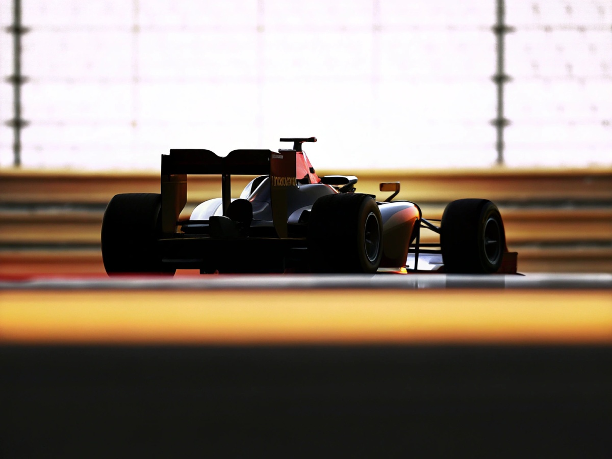 McLaren предоставляет пилотам свободу для борьбы за титул, фокусируясь на Ферстаппене