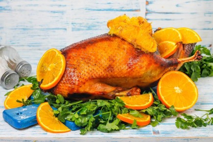 Как запечь рождественского гуся с апельсинами: кулинарный шедевр для праздников