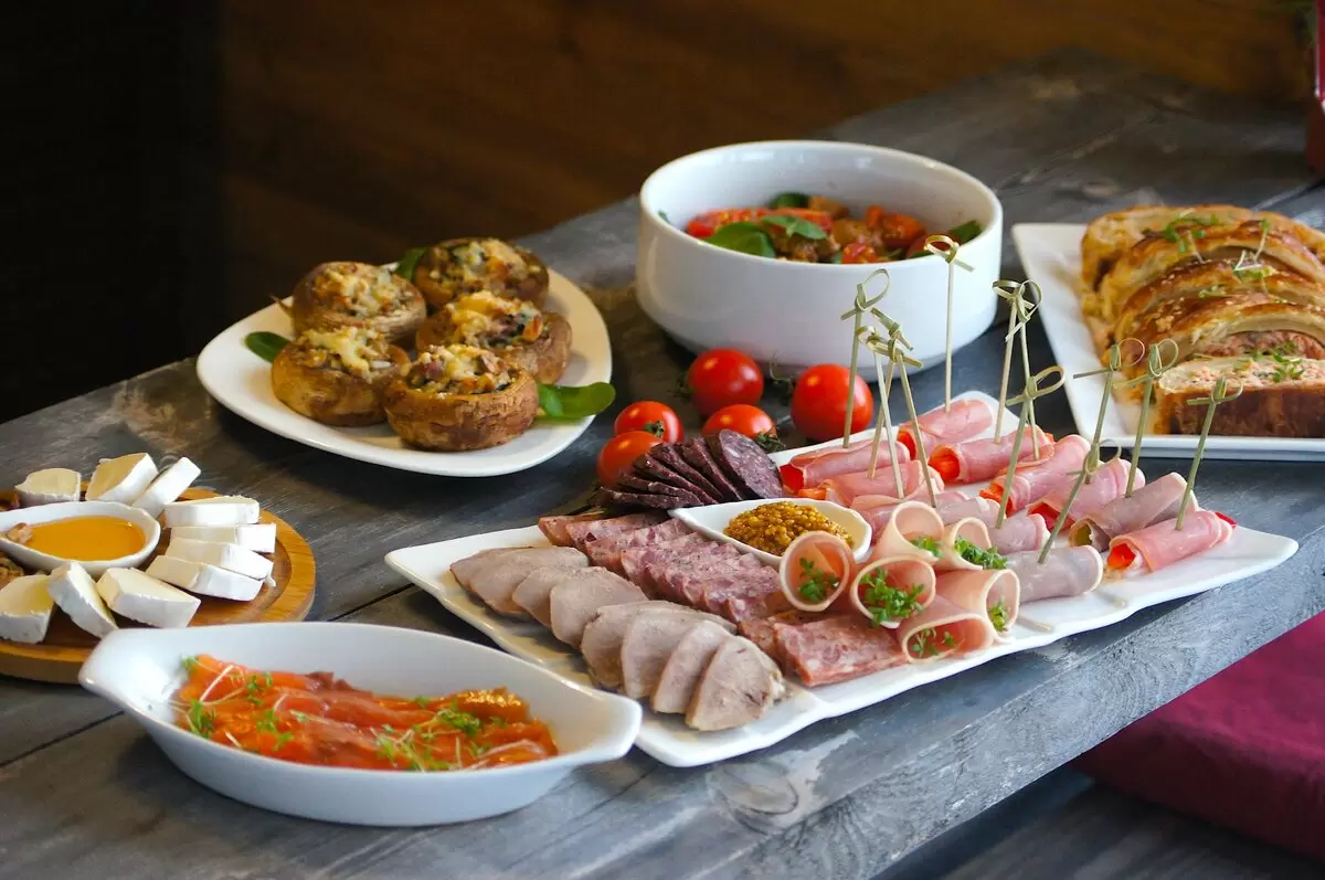 Праздничный стол: как создать закуски, восхищающие гостей