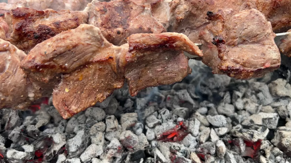 Непревзойдённый шашлык: секреты идеального маринада