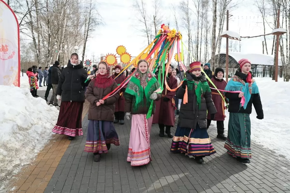 В Кашире отметили Масленицу с песнями и угощениями