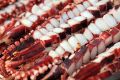 Зажигательные шашлычки из кальмаров: легкий и вкусный рецепт