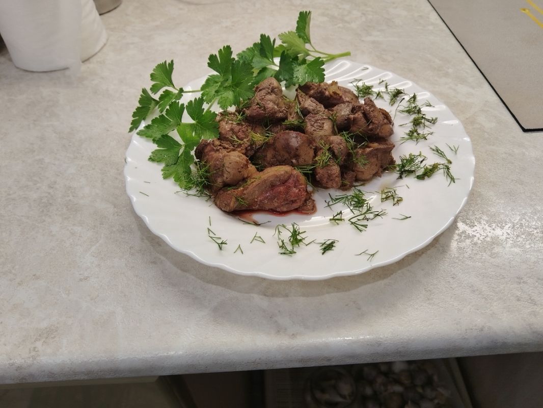 Вкусно и быстро: секреты жареной куриной печени